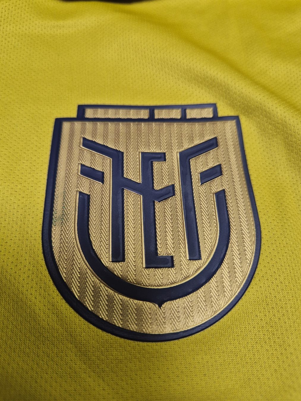 Canottiere & Pantaloni: Marathon 2024 Ecuador Trikot #14 Minda Grösse L  – Nuovo (secondo la descrizione) da St. Gallen venduto da CaliSunshine 2