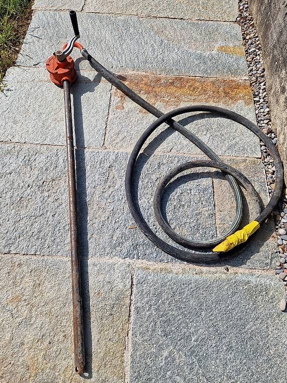 Pompe & Parti di ricambio: Pumpe für Heizöl – Usato da Nussbaumen TG venduto da cherry_lady