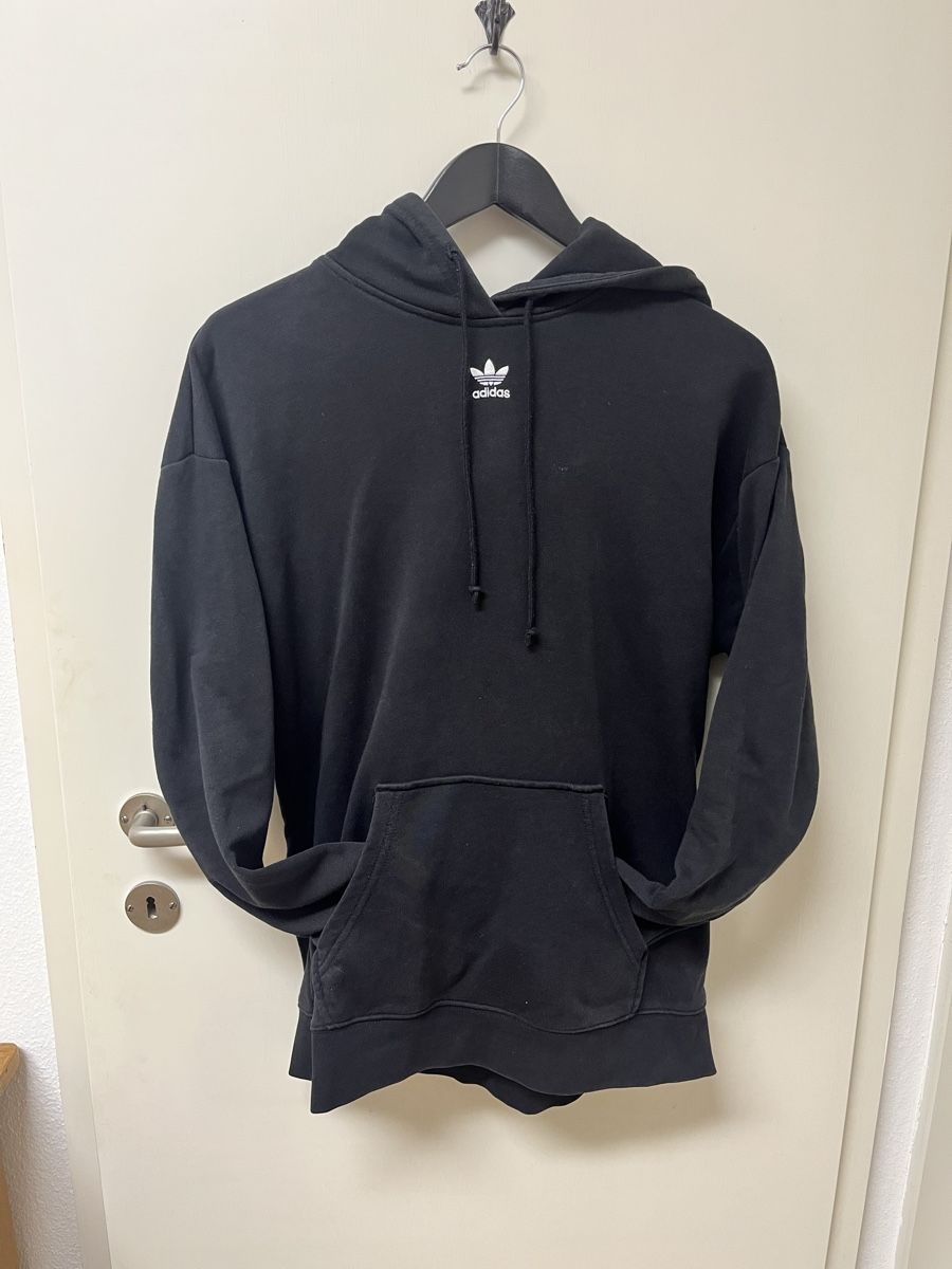 Adidas Maglioni & Felpe: Schwarzer Adidas-Hoodie Grösse S – Usato da Teufenthal AG venduto da Nanahu 1
