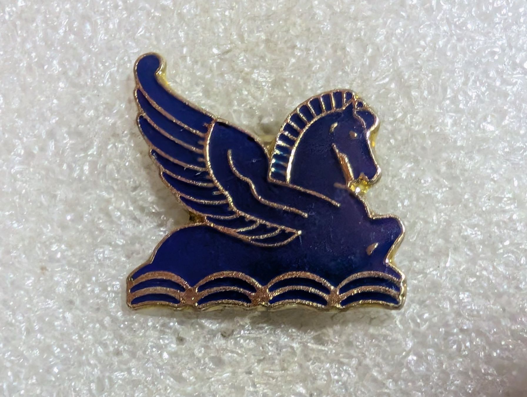 Placchette & Badge: Ansteckpin 243: – Usato da Oppligen venduto da Pin-Fall-Shop