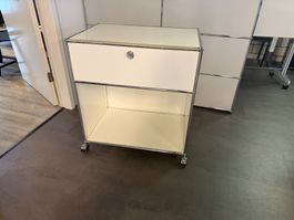 USM Haller Rollcontainer reinweiss breit