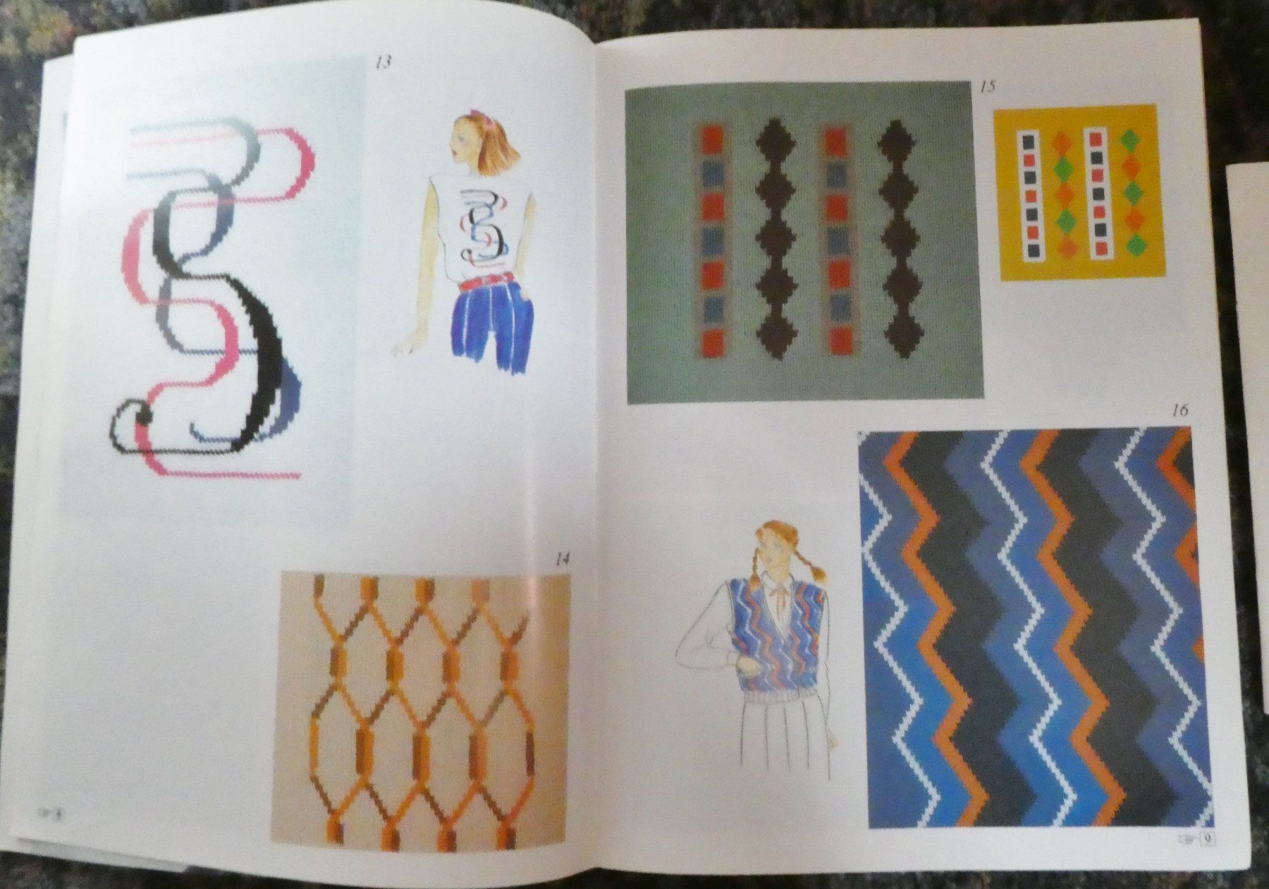 Libri: Für Strickmaschine Intarsia Musterbuch – Usato da Siebnen venduto da Ra-la-ra-ol 3