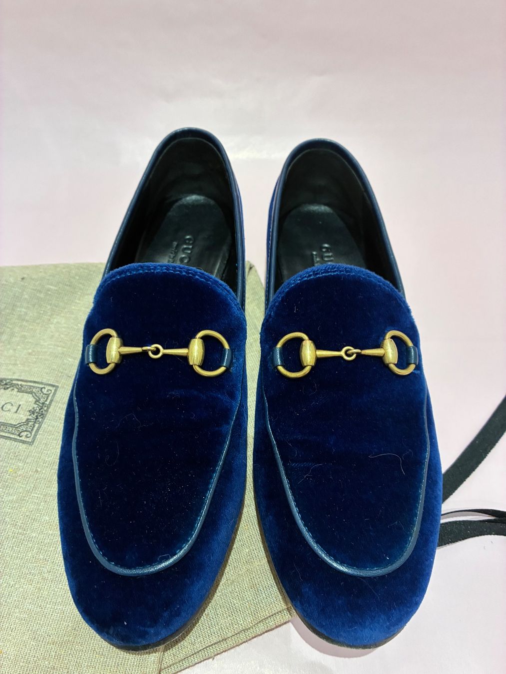 Gucci Scarpe da donna: Gucci loefer 35,5 VELLUTO – Usato da Paradiso venduto da Kayakara