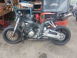 Honda CBR 1000 RR 5 SC57B Fireblade Jg.2005 zerlegt defekt