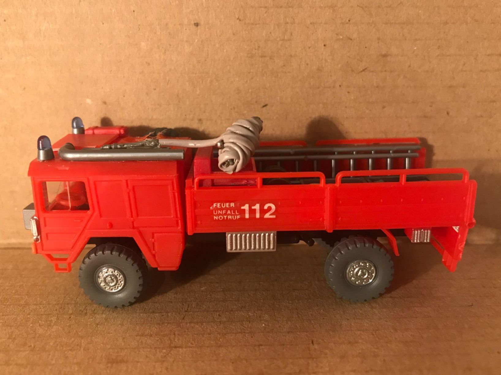 Modellini d'auto: MAN Feuerwehr LKW – Usato da Luzern venduto da mey_s13