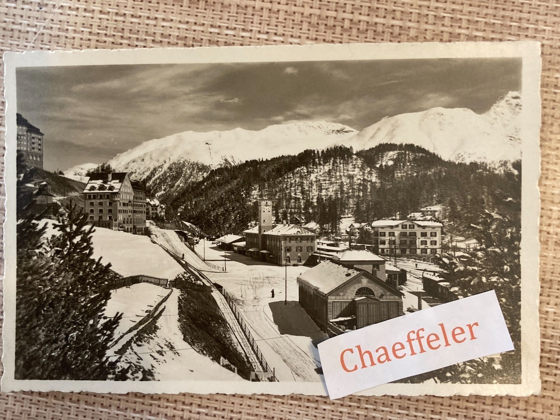 Cartoline postali: 10737 St. Moritz, Bahnhof, – Usato da Zürich venduto da Chaeffeler