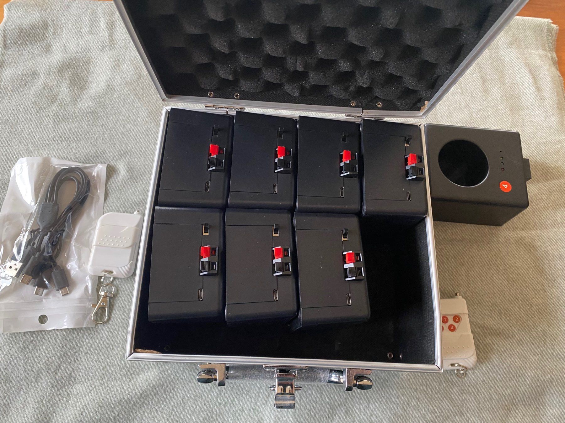 Radiocomunicazione: 7 schwarze Funk-Empfängermodule – Usato da Luzern venduto da Turmliebe 1