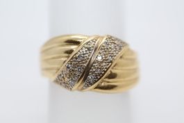Goldring mit Diamanten 18K
