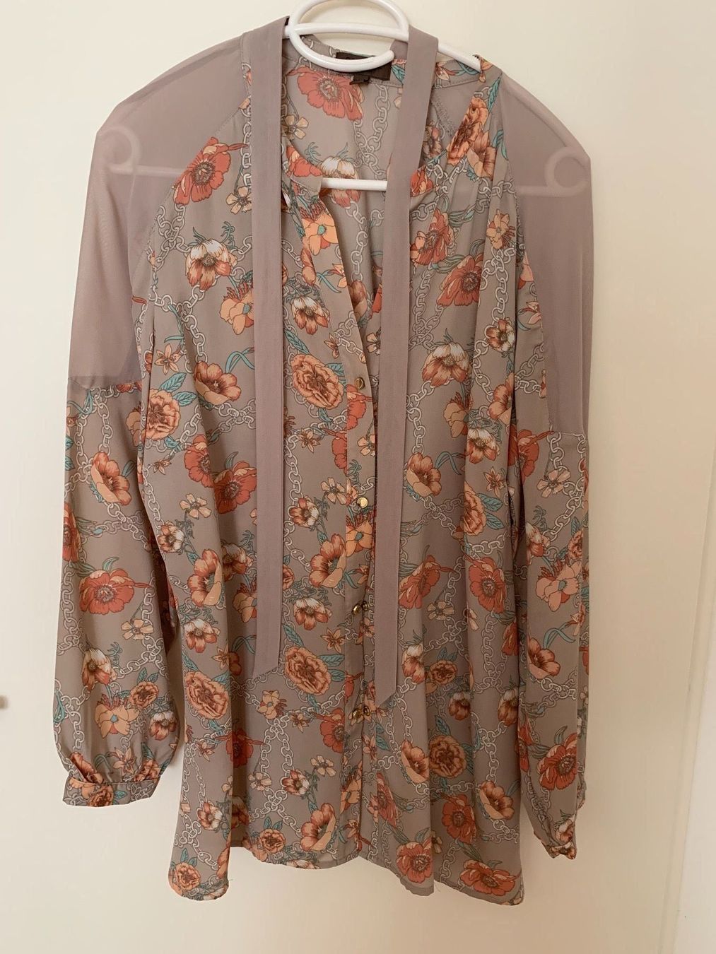 Camicette: Bluse Blumen Cortefiel M – Nuovo (secondo la descrizione) da Horgen venduto da linuxrp