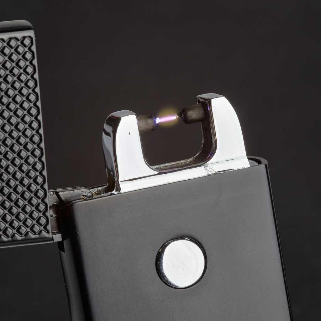 Accendini: TFA Elektronisches Lichtbogen-Feuerzeug – Nuovo e nell'imballaggio originale da Kägiswil venduto da nick333 1
