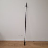 schmiedeisenlanze alte waffe dekoration
