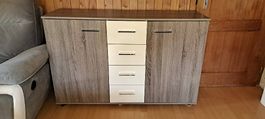 Sideboard mit 4 Schubladen  gratis abzugeben