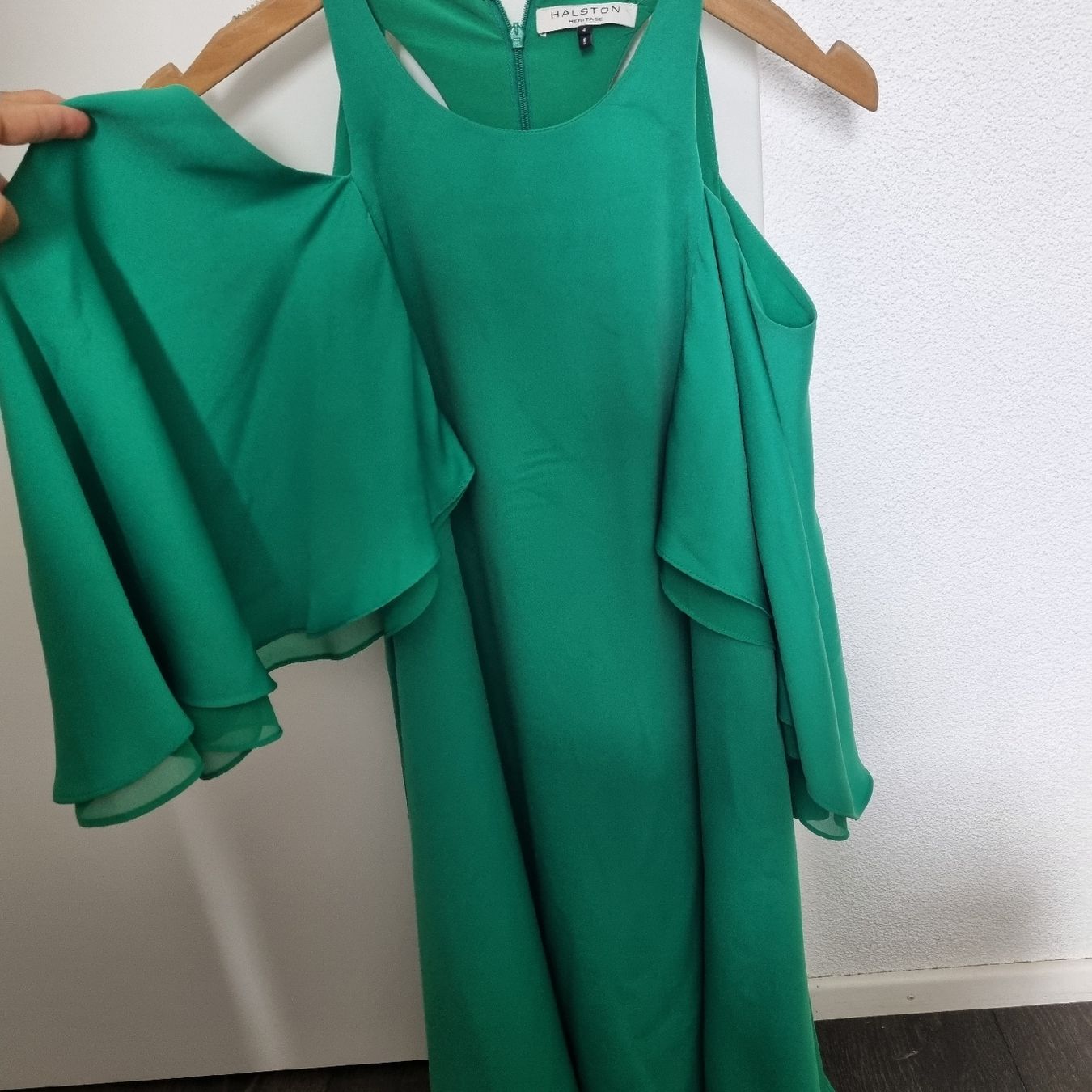 Kleider: Kleid S Halston Hermitage – Gebraucht aus Aettenschwil von jepe24