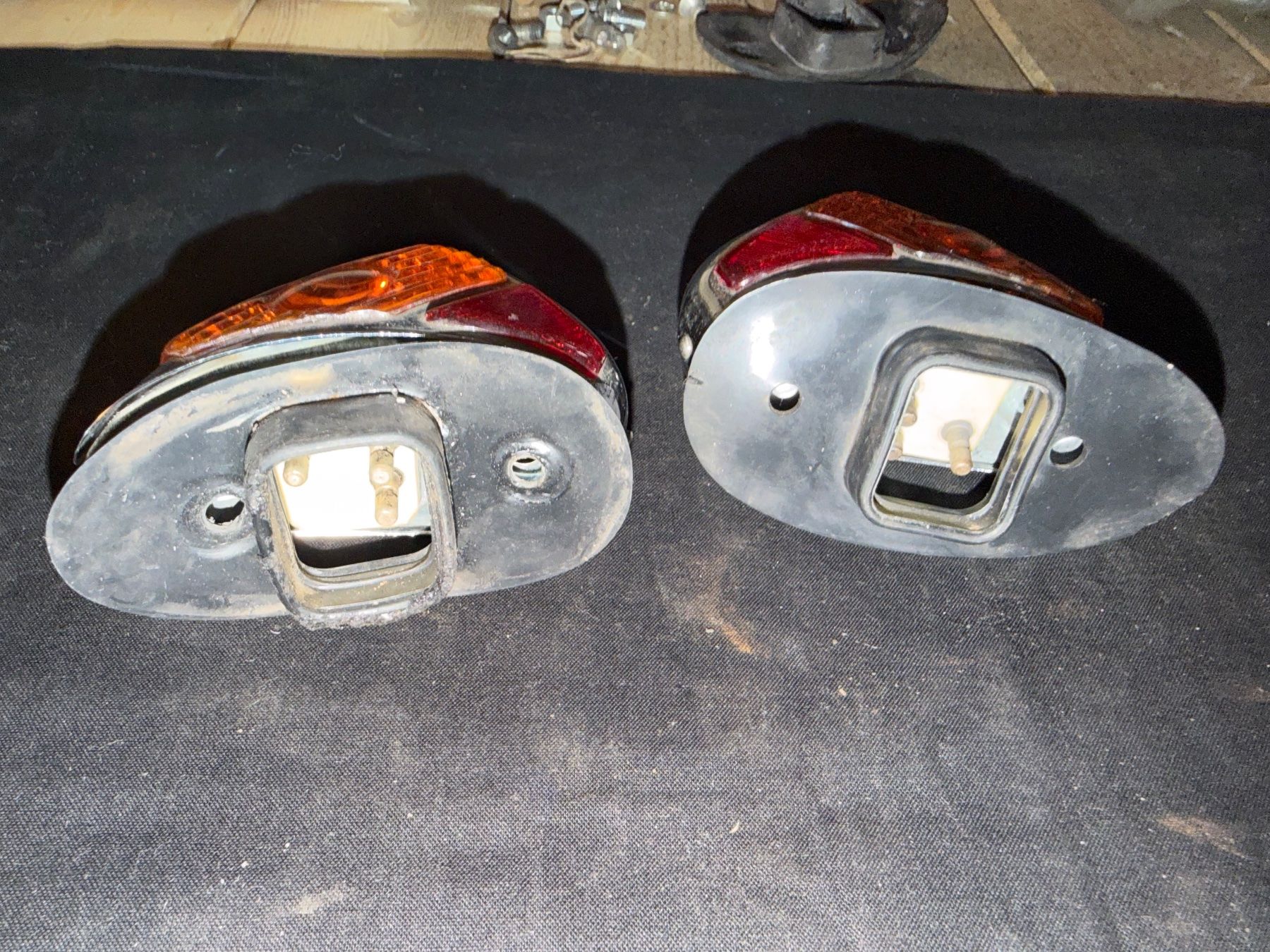 Mercedes-Benz Tutti pezzi di ricambio auto: Originale Mercedes Oldtimer Blinker ,Top Zustand! – Usato da Luzern venduto da Basa73 3