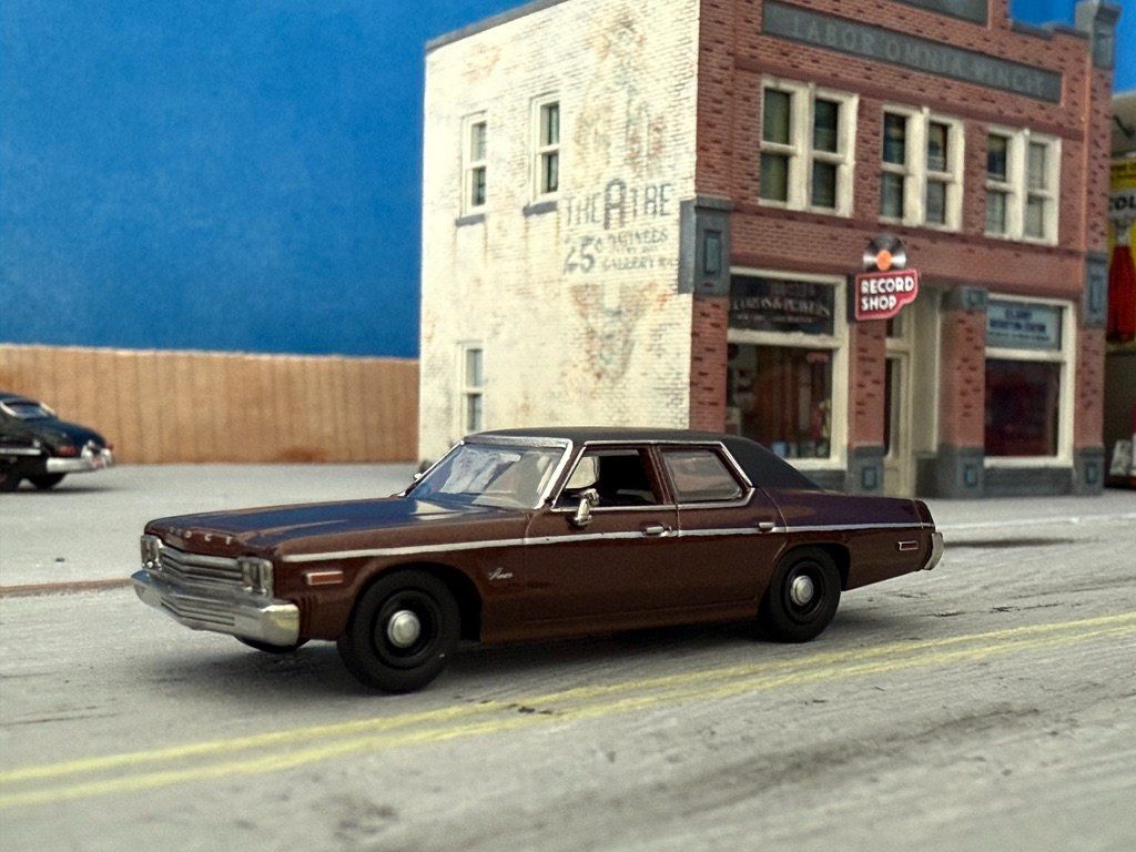 Dodge Modellini d'auto: Dodge Monaco  Brekina H0 1/87 – Nuovo e nell'imballaggio originale da Würenlos venduto da SWISSOLDTIMERS