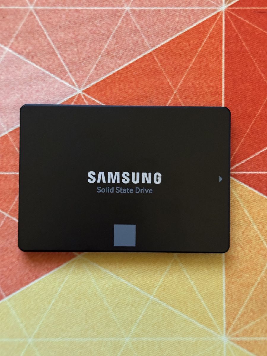 Samsung Harddisks: Samsung 860 EVO 1TB SSD – Gebraucht aus Goldau von vcore 1