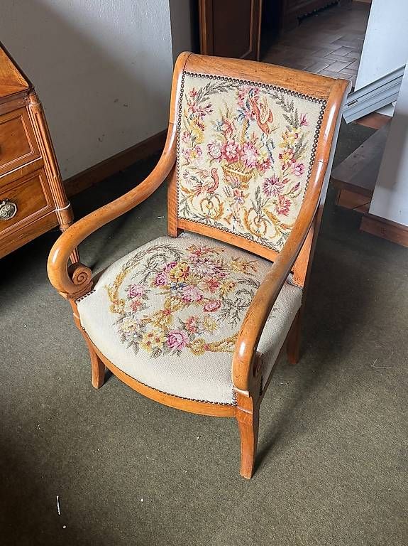 Sessel: Fauteuil ancien brodé  – Gebraucht aus Préverenges von que_vq6t 3
