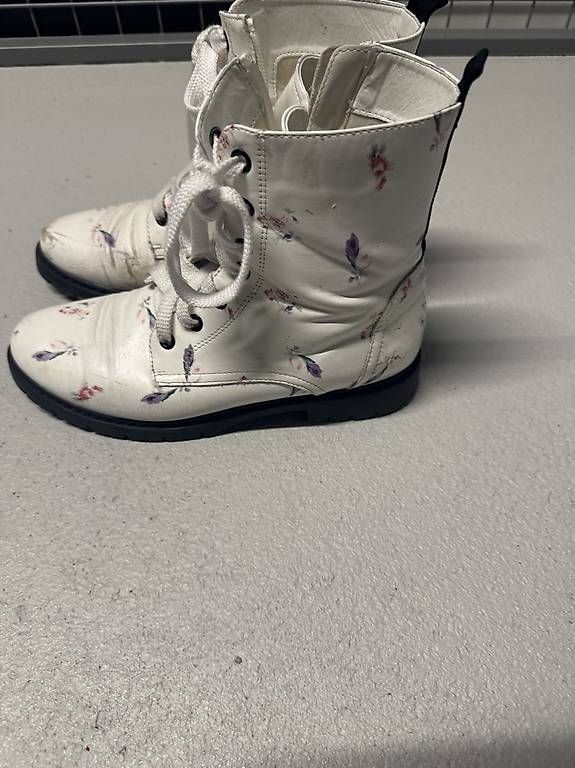 Scarpe per ragazze: Regen Stiefel  – Usato da Illnau venduto da Fakiraa 2