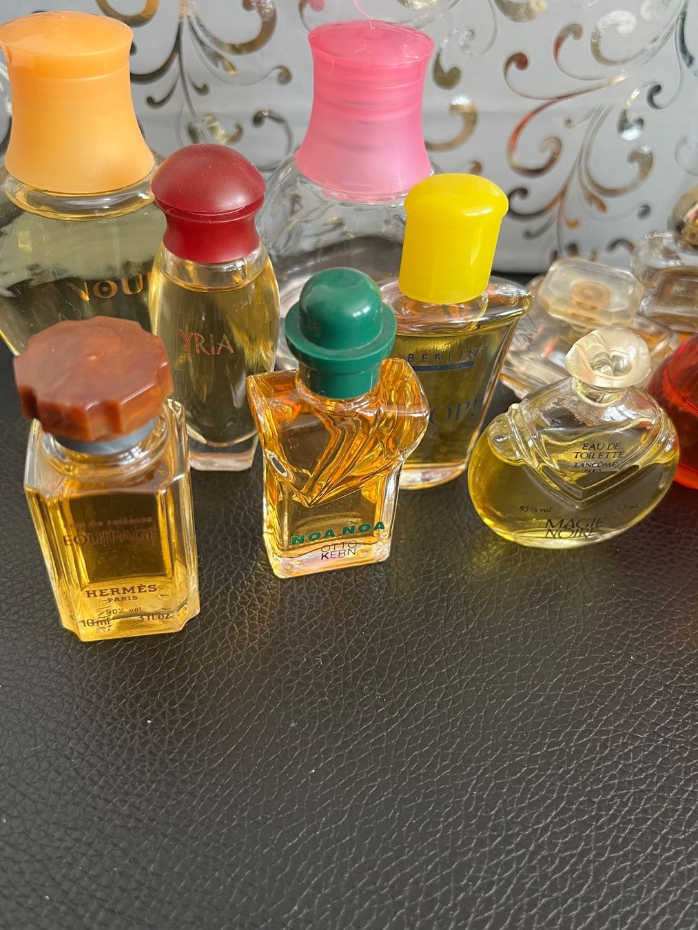 Profumi & Eau de Toilette: 15 stk Miniaturen Parfum – Usato da Neuenhof venduto da Mastermind-73 1