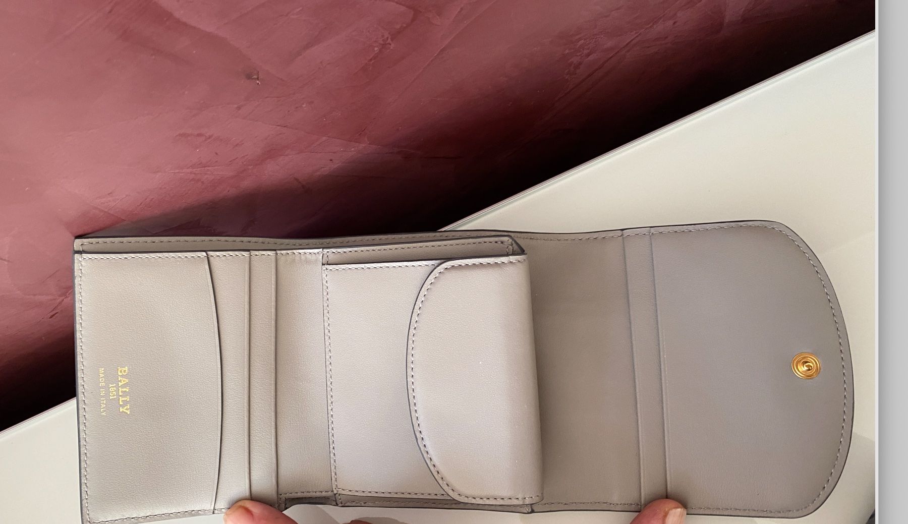 Bally Portamonete: Bally Geldbörse Blessy tri-fold leather wallet – Nuovo e nell'imballaggio originale da Volketswil venduto da praxis12 1