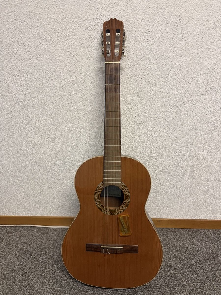 Musikinstrumente: Gitarre – Gebraucht aus Romanshorn von Honeyloops-1993