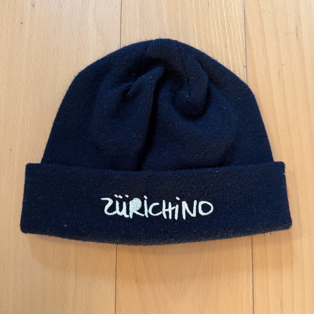 Copricapi, berretti & cappellini: Zürichind Kappe – Usato da Zürich venduto da lindamagdalena