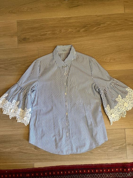 Chemisiers: Blue & white shirt with lace from van Laack, size 40 – D'occasion à Wilen b. Wollerau par crabbe 1