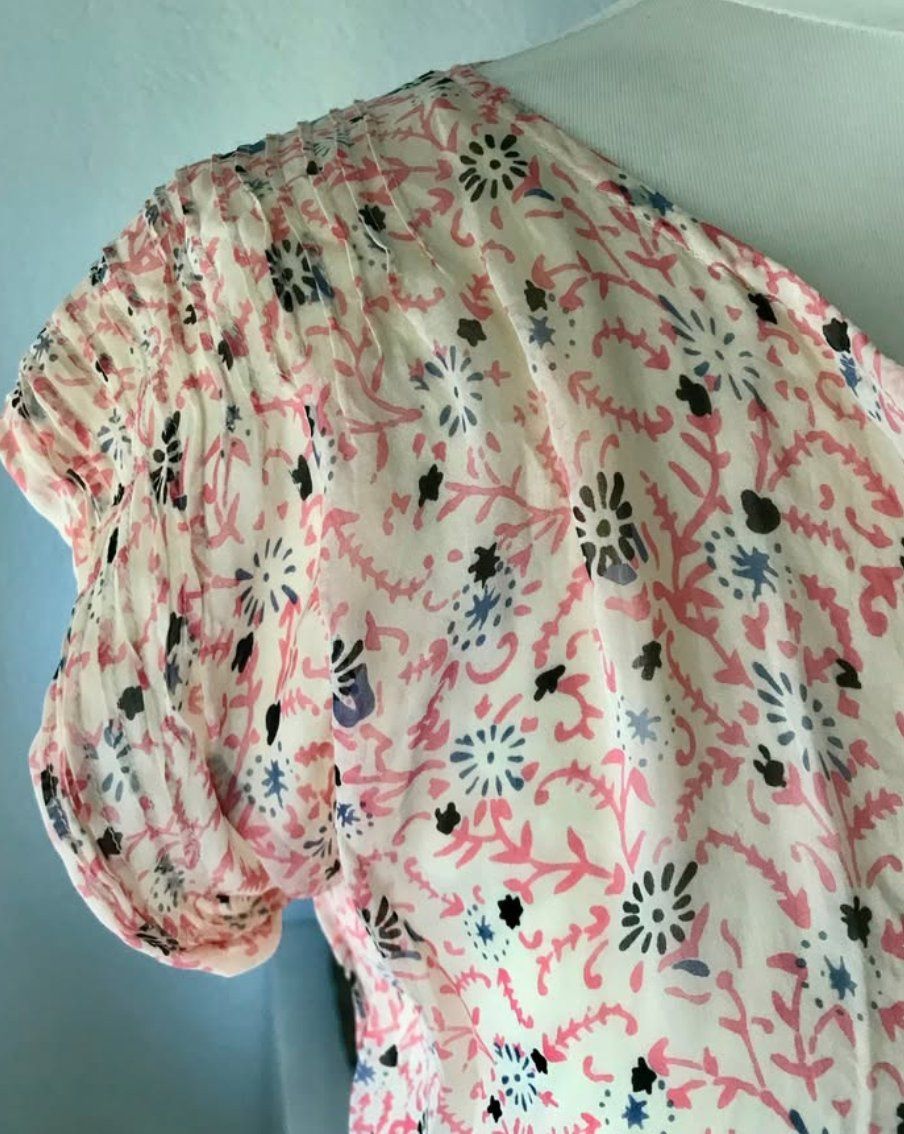 Camicette: Seidenbluse, Bluse, Seidentop, cremeweiss, rosa, S 36 – Usato da Zürich venduto da aboxi 1