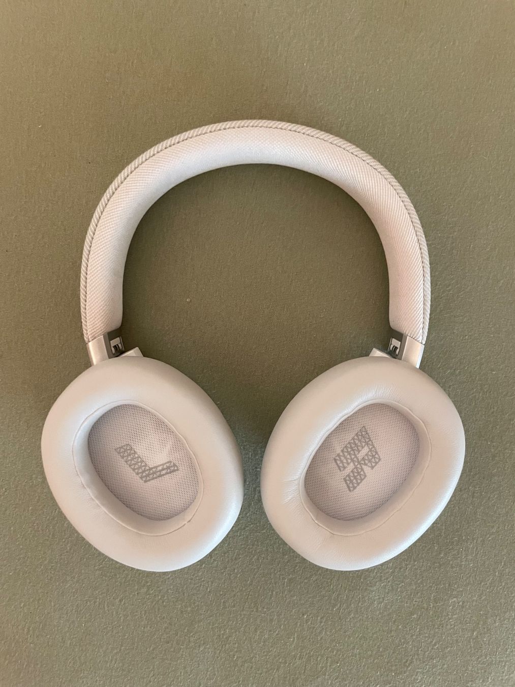 JBL Kopfhörer: JBL Live 770 mit Garantieschein – Neu und originalverpackt aus Wabern von tan_8dsg 2