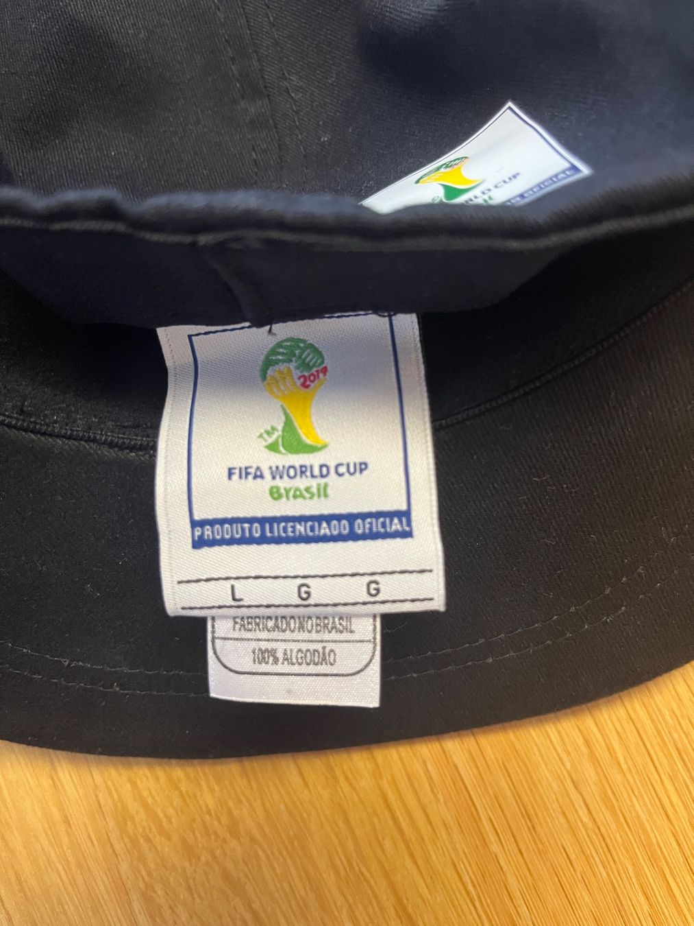 Copricapi, berretti & cappellini: Fifa World Cup Brazil 2014 Original Kappe – Nuovo (secondo la descrizione) da Häggenschwil venduto da Svge 3