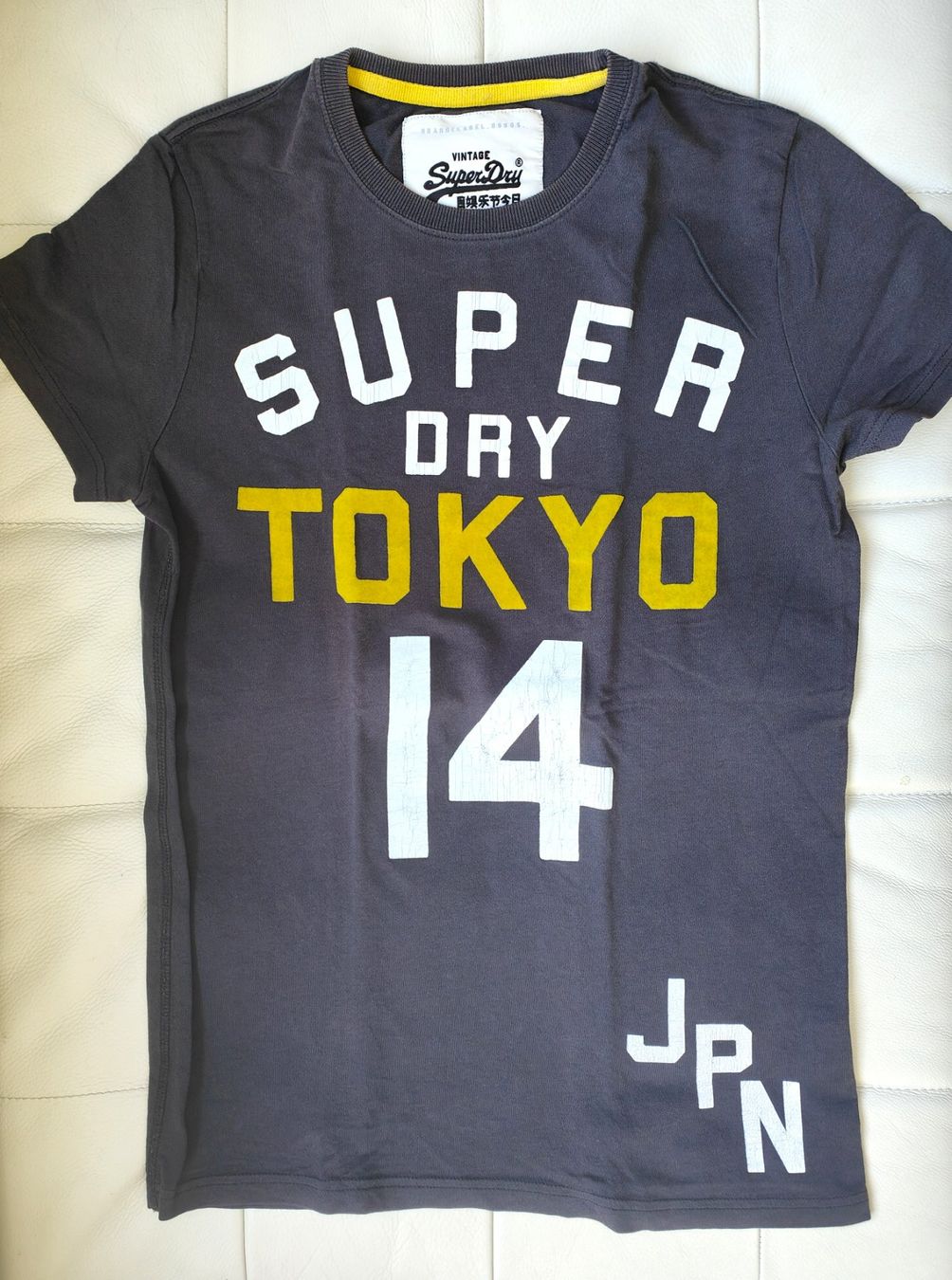 T-shirt: Super Dry T-Shirt / Grösse M – Usato da Lachen SZ venduto da PizBuin35
