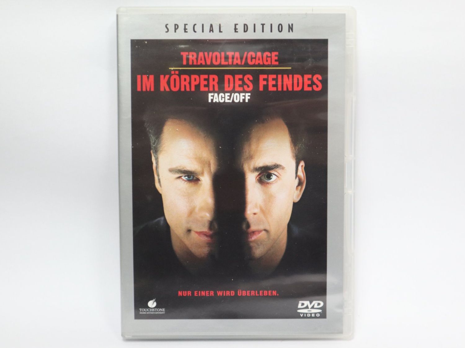 Tous les DVDs: DVD Im Körper des Feindes, Face Off – D'occasion à Eschenbach SG par Astalavista
