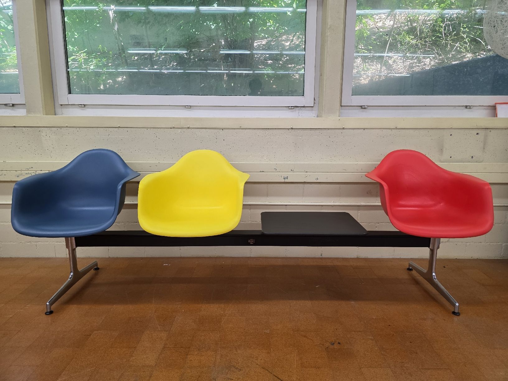 Panchine: Designer Sitzbank - Eames tandem seating Vitra Original – Usato da Lichtensteig venduto da Polsterwerk 2