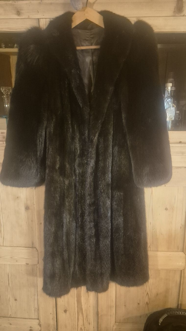 Cappotti: Manteau long en viso brun noir – Nuovo (secondo la descrizione) da Mollens VD venduto da vrg_b6my