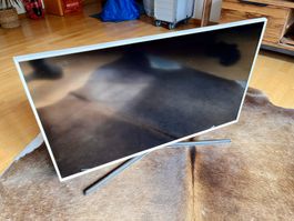 Samsung Fernseher UE40J5580 40 Zoll weiss guter Zustand