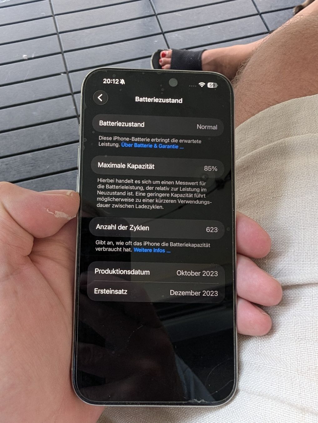 Apple Telefoni cellulari / Smartphones: iPhone 15 pro Max – Usato da Thalwil venduto da Robihobi 4