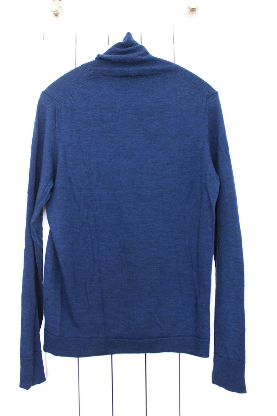 Maglioni & Felpe: Blauer Rollkragen Pullover Gr. M/L ? seihe Masse – Usato da Locarno venduto da madame-tus-sauds 2