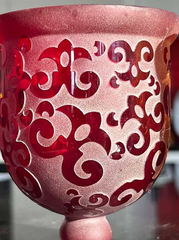 Kerzenständer: 2 dekorative Windlichter / Kerzenhalter  Rot & Orange – Gebraucht aus Mels von Ralf-dp8t 2