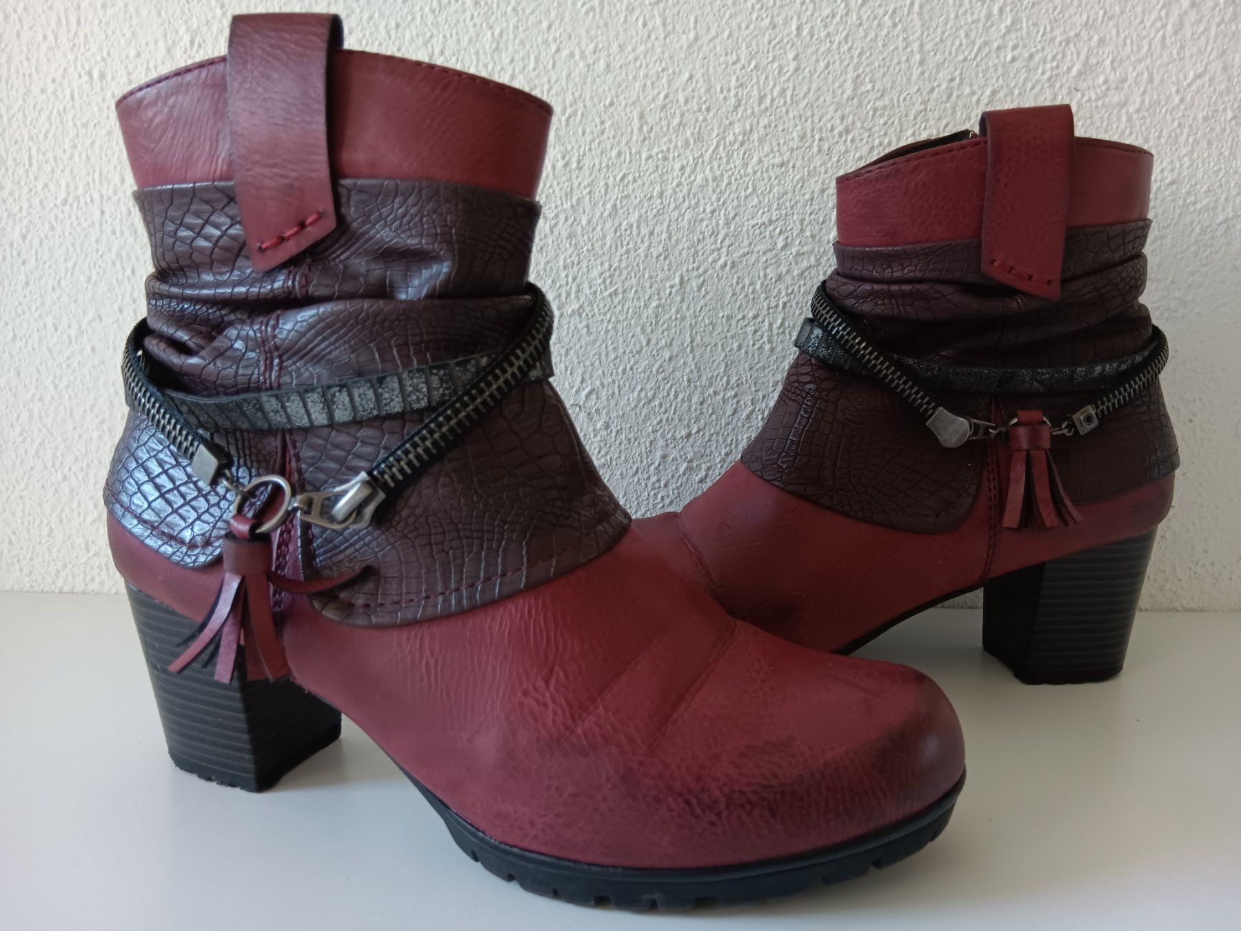 Rieker Damenschuhe: RIEKER Bottines / Stiefeletten pointure / Nummer 37 – Gebraucht aus Cossonay-ville von Super-Price-Quality