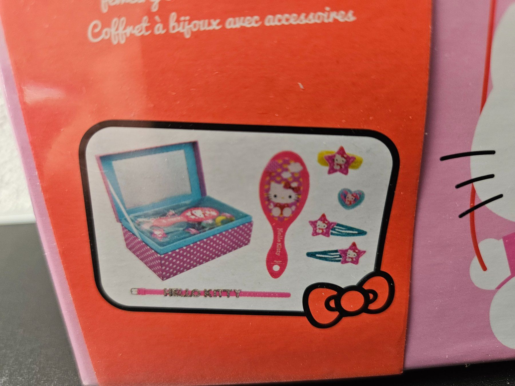 Hello Kitty Giocattoli: Neu - Hello Kitty - Schmuckschatulle mit Accessoires – Nuovo e nell'imballaggio originale da Dagmersellen venduto da Jarsetz_Restposten 1