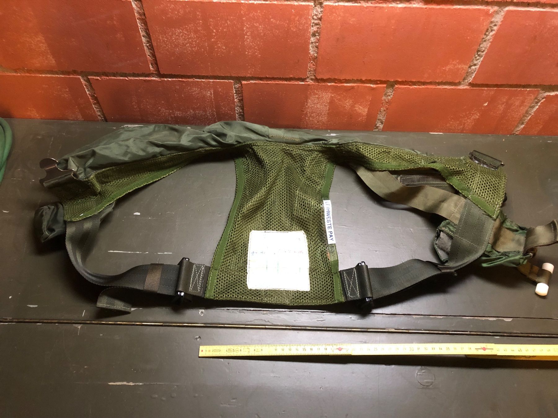 Schweizer Armee Uniformen: Schweizer Luftwaffe Pilot Life Jacket zu Pilotenjacke Armee – Gebraucht aus Madiswil von TEMISO 2