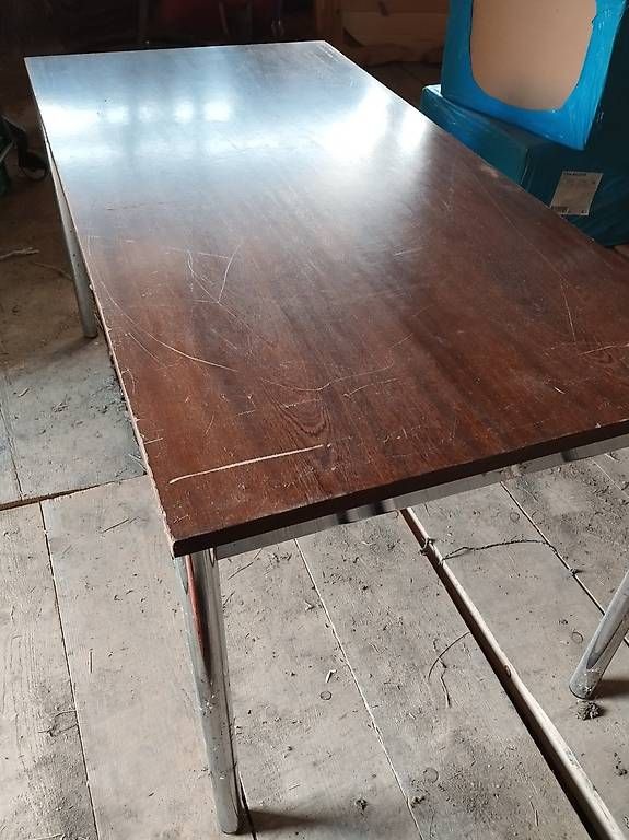 Tables: Holztisch – D'occasion à Chur par bia_9gy6