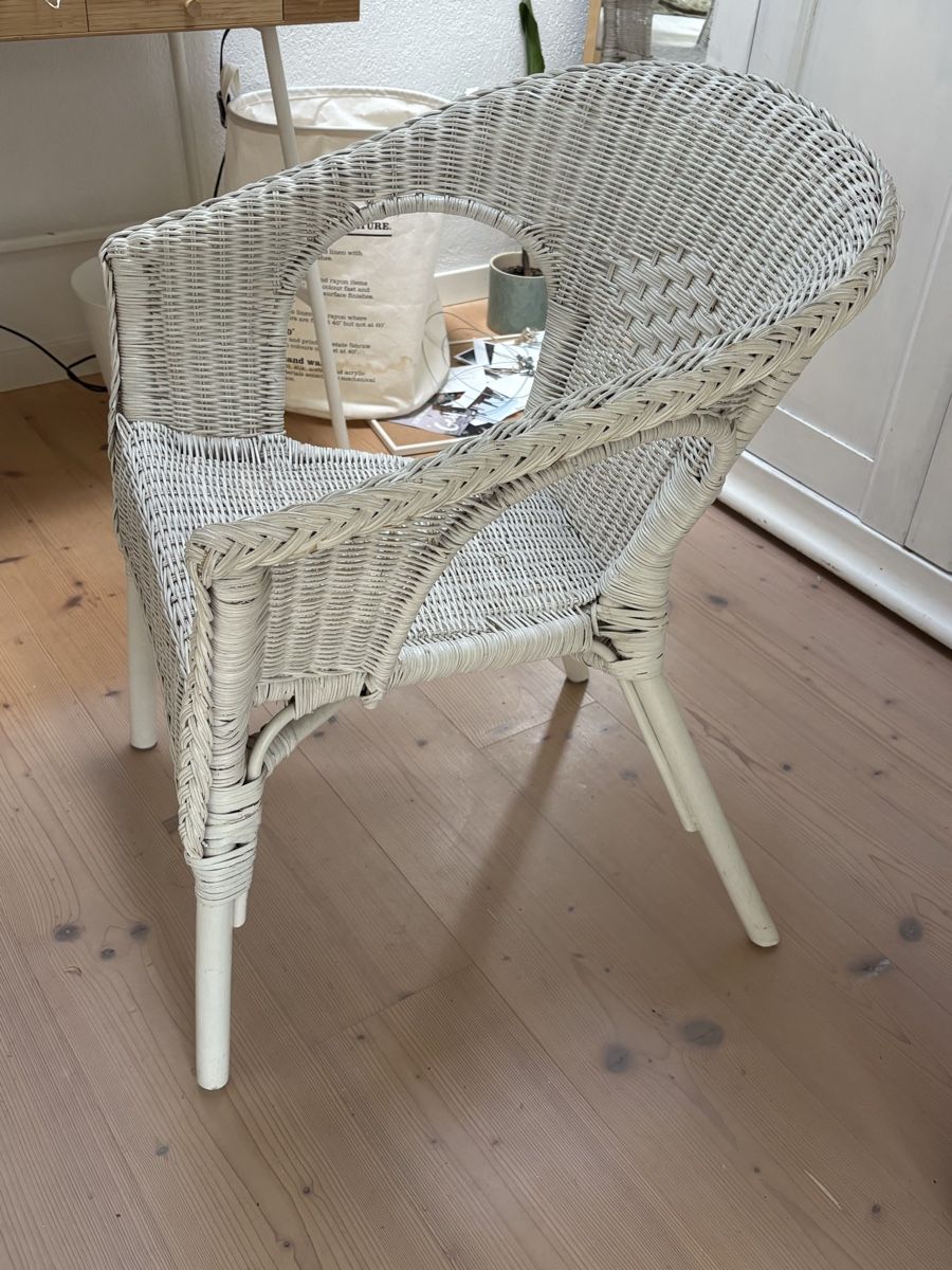 Ikea Sedie: Korbstuhl weiss – Usato da Unterseen venduto da mascha_j 1