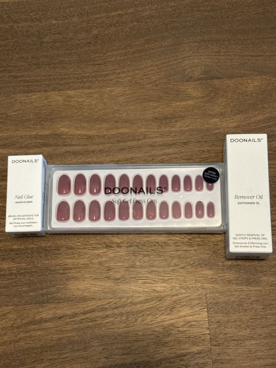Unghie finte: Doonails Soft Gel Press On Nails  Rot – Nuovo e nell'imballaggio originale da Niederrohrdorf venduto da Penny_