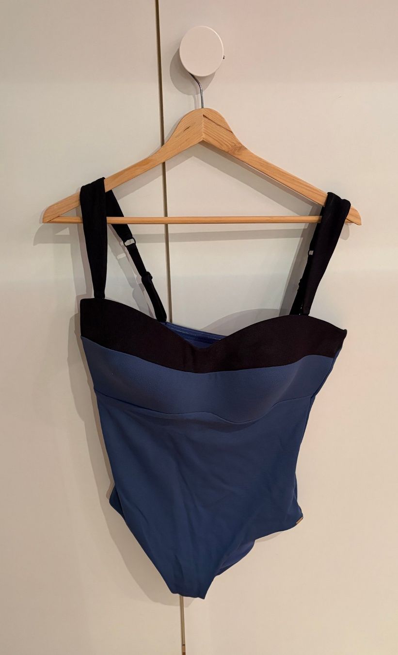 Triumph Maillots de bain & Bikinis: Badeanzug, Triumph, blau – D'occasion à Urdorf par Kandis02 2
