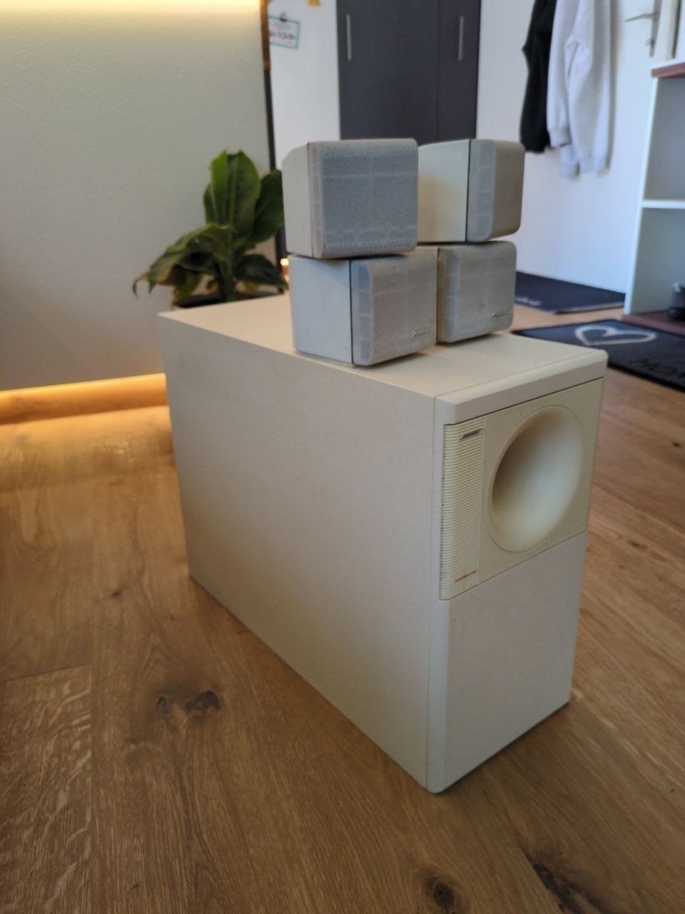 Bose Home Cinema: BOSE ACOUSTIMASS 5 SERIE II – Usato da Grindelwald venduto da danielep