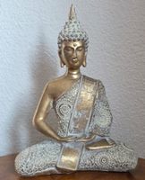 Buddha Figur, goldfarben, ca. 25 cm hoch, Dekoration