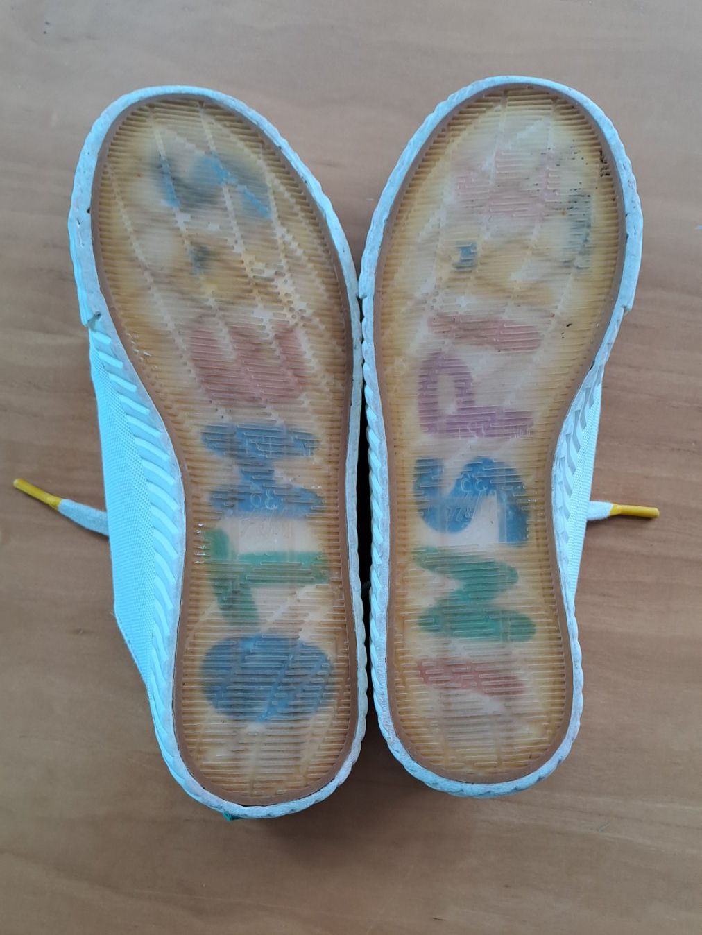 H&M Scarpe per ragazze: Stoff Sneakers Grösse 36 – Usato da Staufen venduto da mencel 4