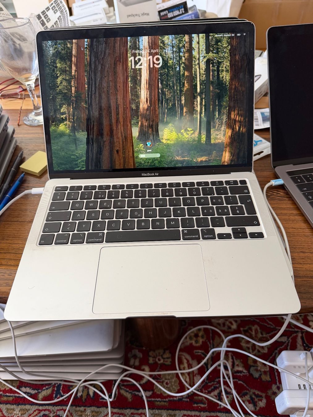 Apple Portables: Macbook Air. 2020 – D'occasion à Schattdorf par Kofi57