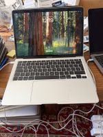Macbook Air. 2020